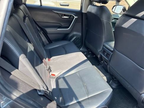 Used 2019 Toyota RAV4 XLE Premium w/ All Weather Liner Package AWD/4WD image 5