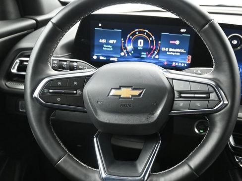 Certified 2025 Chevrolet Traverse LT image 14