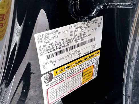 Used 2022 Ford Expedition Limited image 36