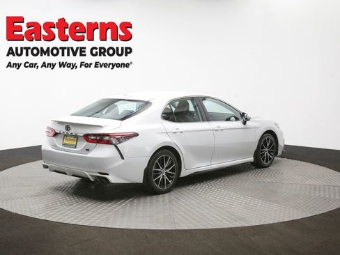 Used 2023 Toyota Camry SE image 40