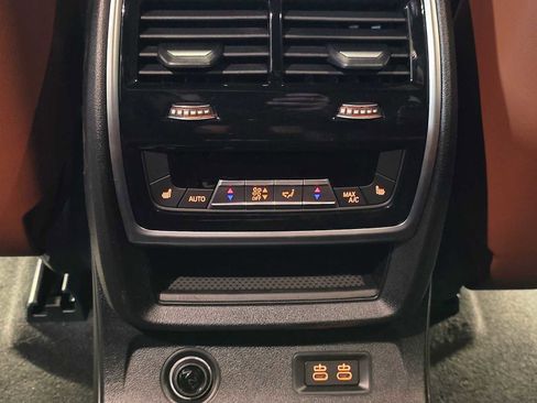 New 2026 BMW X7 xDrive40i w/ Executive Package image 21