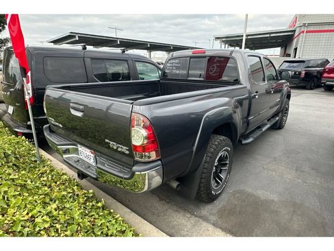 Used 2013 Toyota Tacoma PreRunner w/ SR5 Pkg RWD image 5