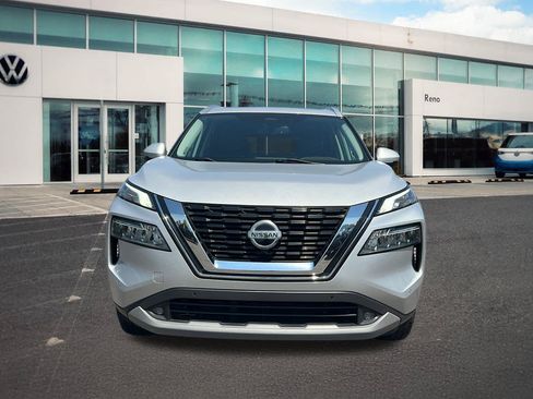 Used 2021 Nissan Rogue SL w/ Premium Package AWD/4WD image 2