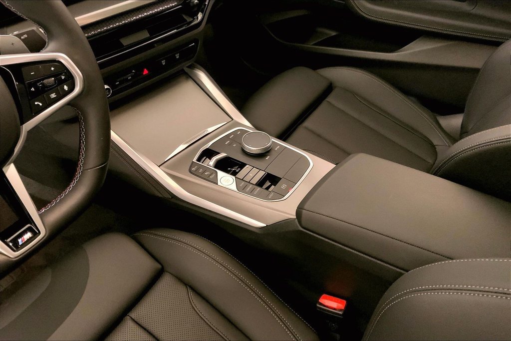 Certified 2025 BMW M240i Coupe RWD image 22