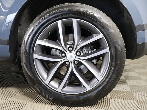Used 2024 Land Rover Range Rover Evoque S AWD/4WD image 26