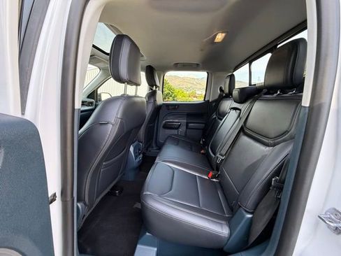 Used 2024 Ford Maverick Lariat w/ Black Appearance Package FWD image 10