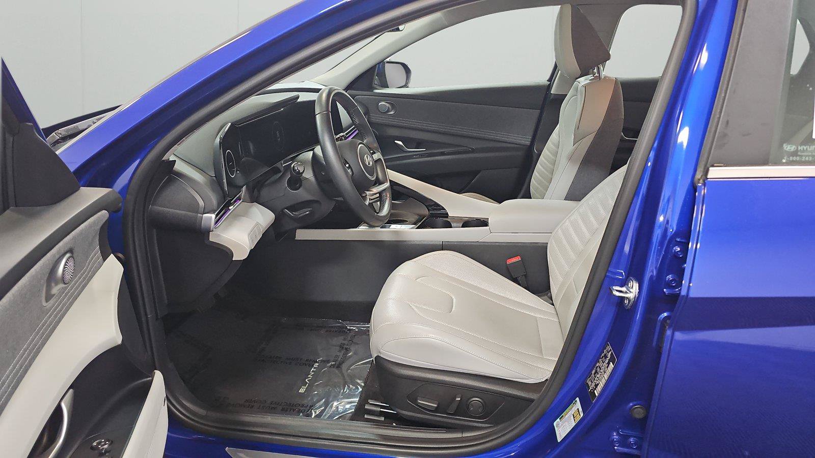 Used 2024 Hyundai Elantra Limited FWD image 10