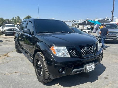 Used 2021 Nissan Frontier SV w/ Midnight Edition Floor Mats RWD image 21