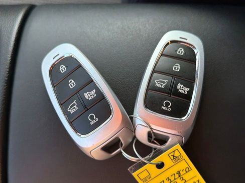 Used 2023 Hyundai Santa Fe SEL image 29