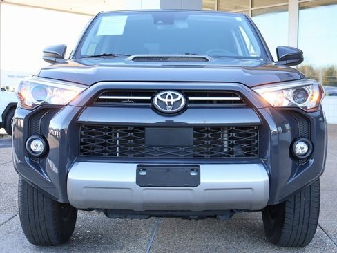 Used 2024 Toyota 4Runner TRD Off-Road image 8