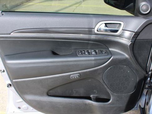 Certified 2021 Jeep Grand Cherokee Limited w/ Trailer Tow Group IV image 21