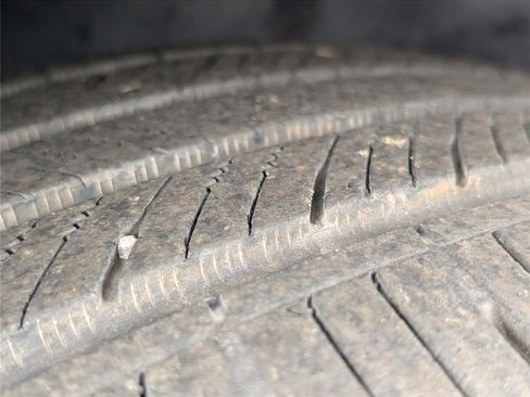 Used 2018 Volkswagen Atlas SEL Premium image 38