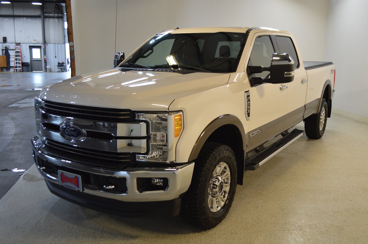 Used 2017 Ford F250 King Ranch w/ Chrome Package AWD/4WD image 7