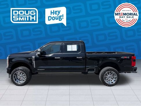 Used 2024 Ford F350 Platinum AWD/4WD image 3
