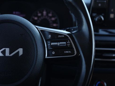 Used 2023 Kia Seltos S image 12