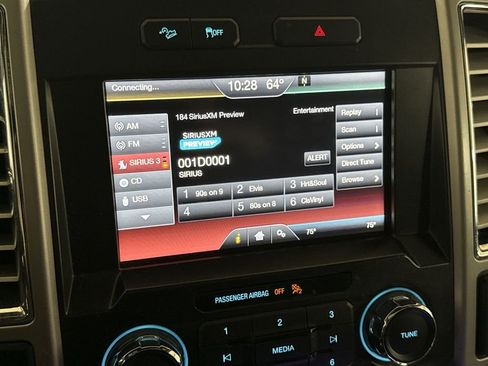 Used 2015 Ford F150 Lariat image 14