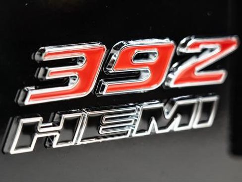 Used 2024 Jeep Wrangler Unlimited Sport image 19