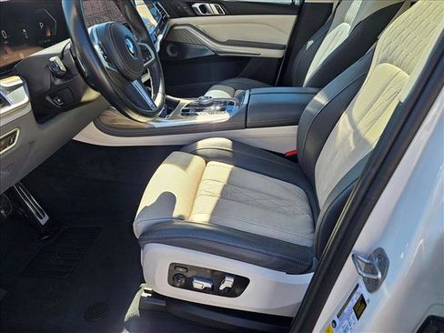 Certified 2023 BMW X7 M60i w/ Executive Package image 16