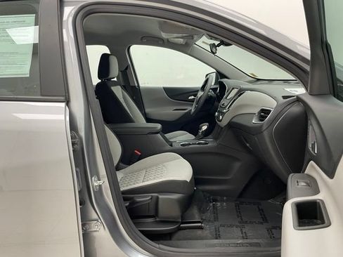 Used 2024 Chevrolet Equinox LS AWD/4WD image 15