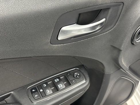 Used 2023 Dodge Charger R/T w/ Blacktop Package image 11