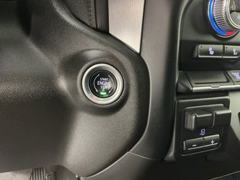 Used 2022 GMC Sierra 3500 SLE image 21