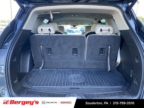 Used 2019 Buick Enclave Essence AWD/4WD image 28