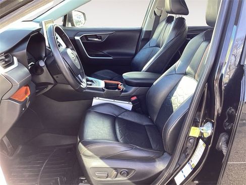 Used 2021 Toyota RAV4 Adventure image 9