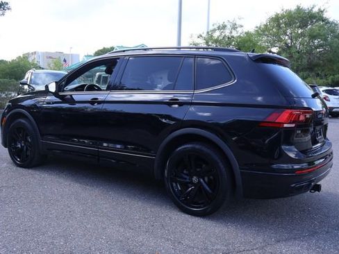 Certified 2023 Volkswagen Tiguan SE R-Line image 6