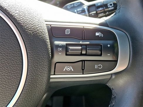 Used 2025 Kia Sportage X-Line w/ Premium Package image 24