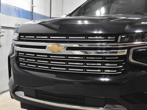 Used 2023 Chevrolet Suburban Premier AWD/4WD image 30