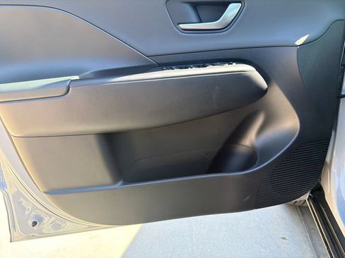 New 2026 Hyundai Kona SEL Premium FWD image 13