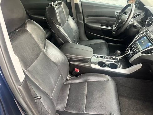 Used 2018 Acura TLX w/ Technology Package FWD image 11