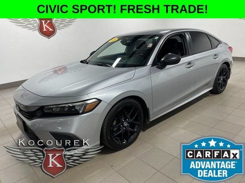 Used 2022 Honda Civic Sport image 3