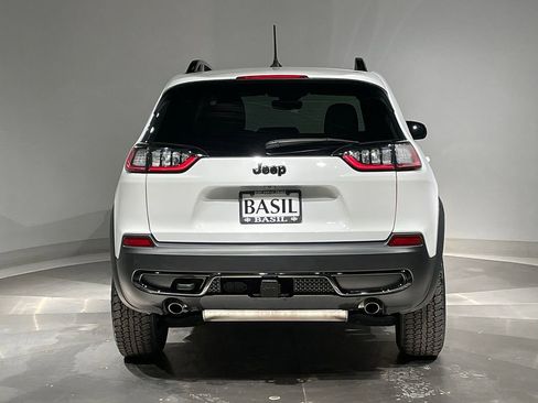 Used 2022 Jeep Cherokee Latitude w/ Trailer Tow Group image 12