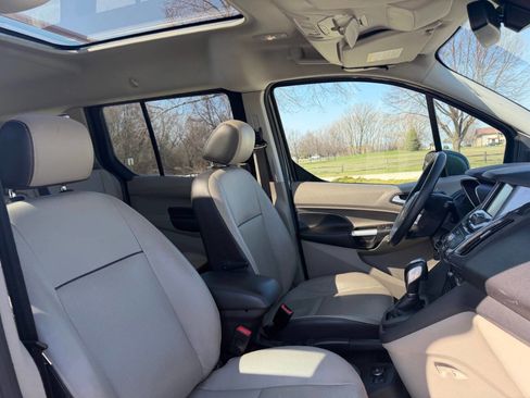 Used 2015 Ford Transit Connect Titanium FWD image 20