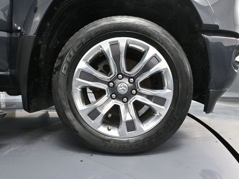 Used 2019 RAM 1500 Laramie Longhorn image 17