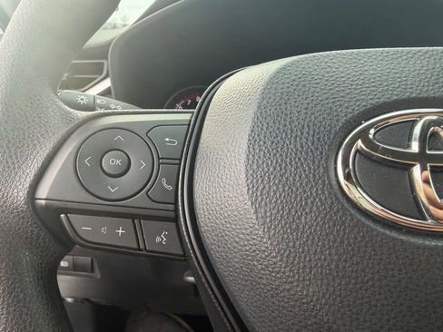 Used 2023 Toyota RAV4 XLE AWD/4WD image 19