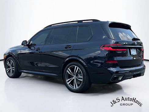 Used 2025 BMW X7 xDrive40i w/ Executive Package AWD/4WD image 5