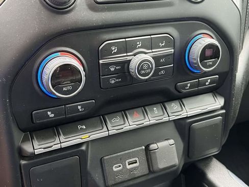 Used 2022 Chevrolet Silverado 1500 LT Trail Boss w/ Safety Package image 30