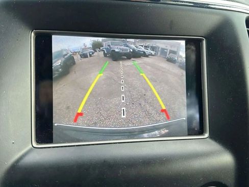 Used 2018 Jeep Grand Cherokee Limited RWD image 17