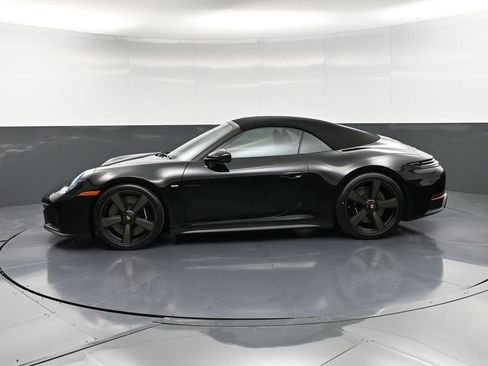 New 2026 Porsche 911 Carrera 4 GTS image 2