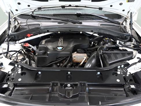 Used 2017 BMW X3 xDrive28i AWD/4WD image 30