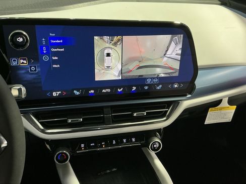 New 2026 Chevrolet Equinox EV LT image 27