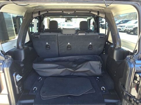 Certified 2025 Jeep Wrangler Unlimited Sahara AWD/4WD image 27
