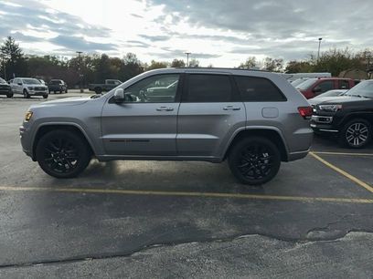 Used 2019 Jeep Grand Cherokee Altitude