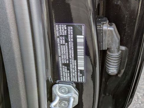 Used 2025 Volvo EX30 Ultra w/ Protection Package Premier image 25