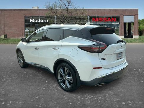 Certified 2019 Nissan Murano Platinum w/ Cargo Package FWD image 2