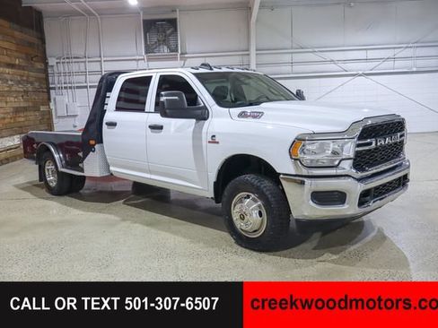 Used 2024 RAM 3500 Tradesman w/ Chrome Appearance Group AWD/4WD image 2