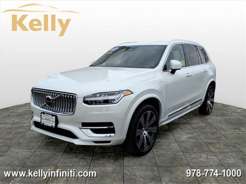 Used 2024 Volvo XC90 T8 Plus image 1