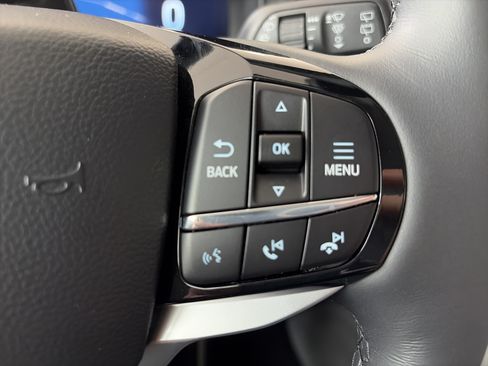 Used 2026 Ford Explorer Platinum w/ LUX Leather Package AWD/4WD image 23